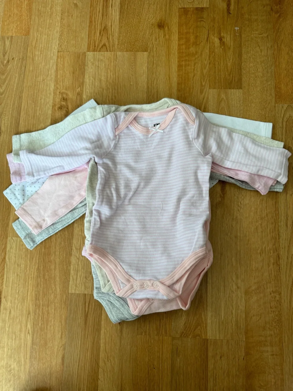 10 Long-Sleeve One-Piece Bodysuit